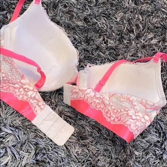 H&M neon & lace bra 34C barely worn EUC. - Picture 2 of 3